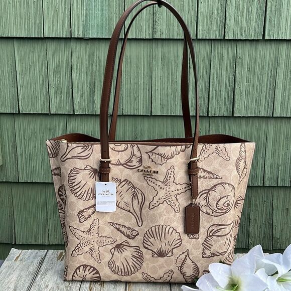Authentic Coach Mollie Tote Bag In Signature Canvas With Shell Print Purse - Picture 1 of 13